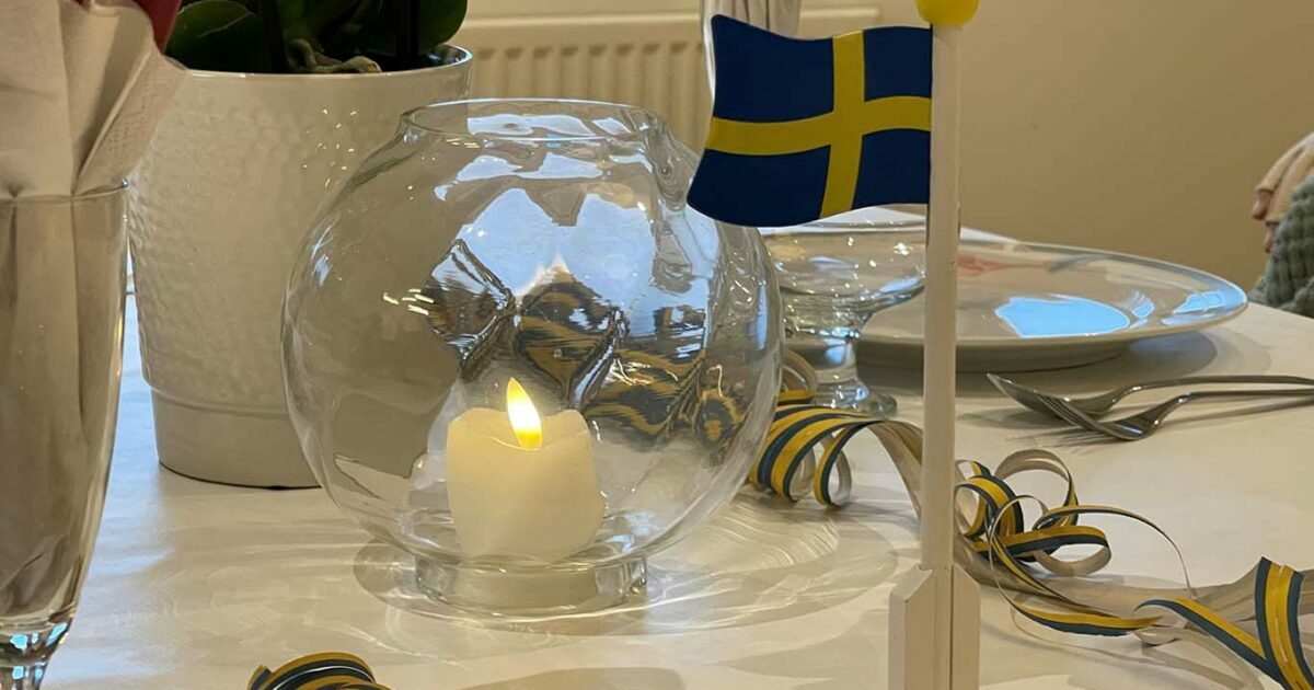 Festmåltid, Nobel på Bejtona och Persikan.
